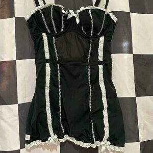 Vintage Victorias Secret Black and White Lingerie top 34B